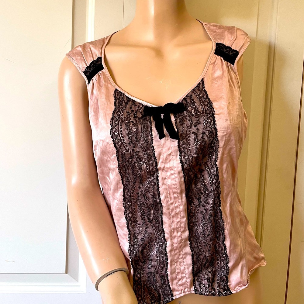 Odille Anthropologie Pink Silk Black Lace fitted Camisole Top Size 6